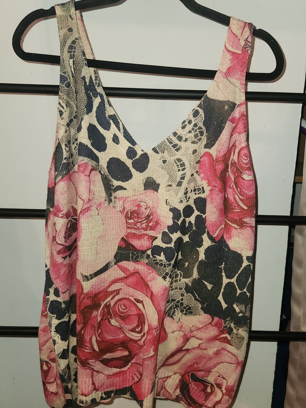 REBEL RAVEN Pink Rose Print V-Neck Tank Top